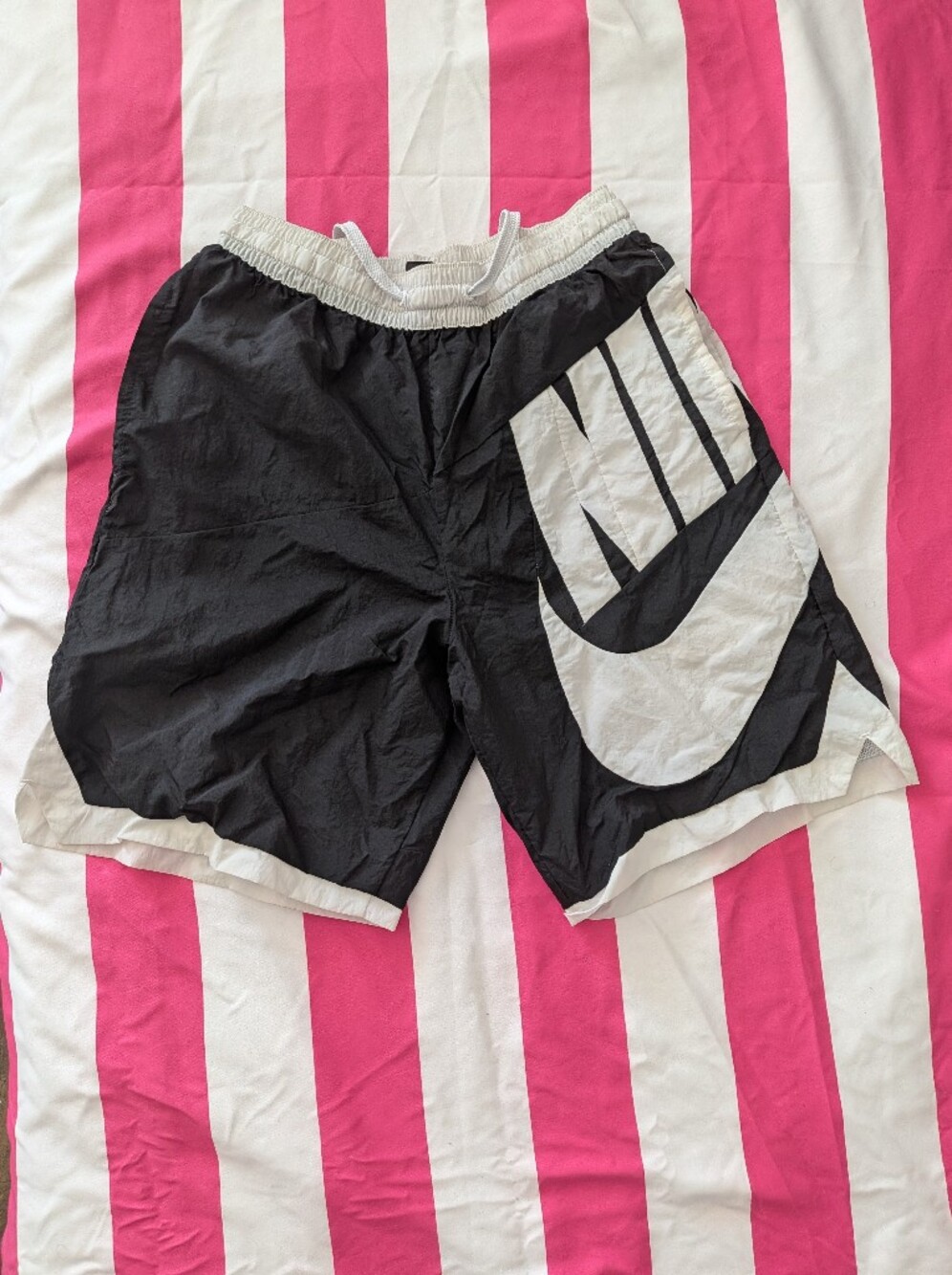 Nike Black and White Men's Athletic Nylon Shorts